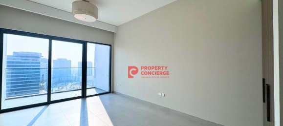 Studio in Business Bay, UAE No. 42501 2