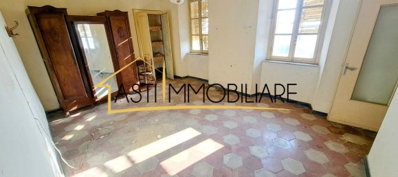 5 rooms House in Cossombrato, Italy No. 105593 10