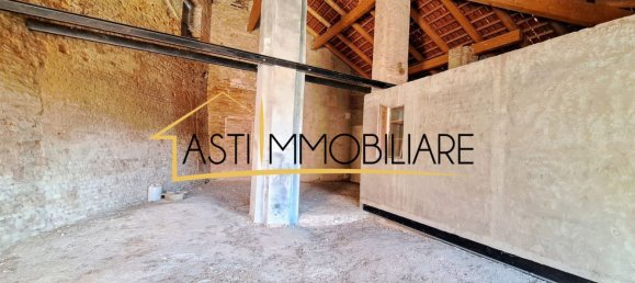 5 rooms House in Cossombrato, Italy No. 105593 20