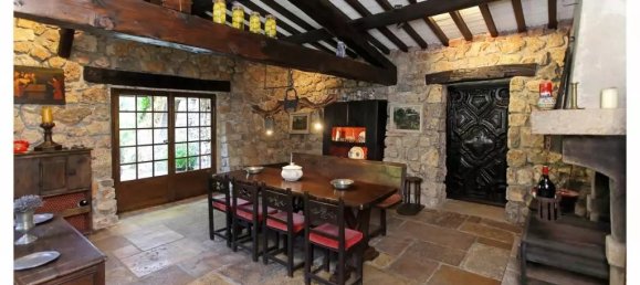 9 Schlafzimmer Gewerbliche Immobilie in Auribeau-sur-Siagne, France, Nr. 2037 2