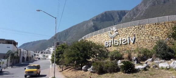 3 bedrooms House in Nuevo Leon, Mexico No. 174497 2