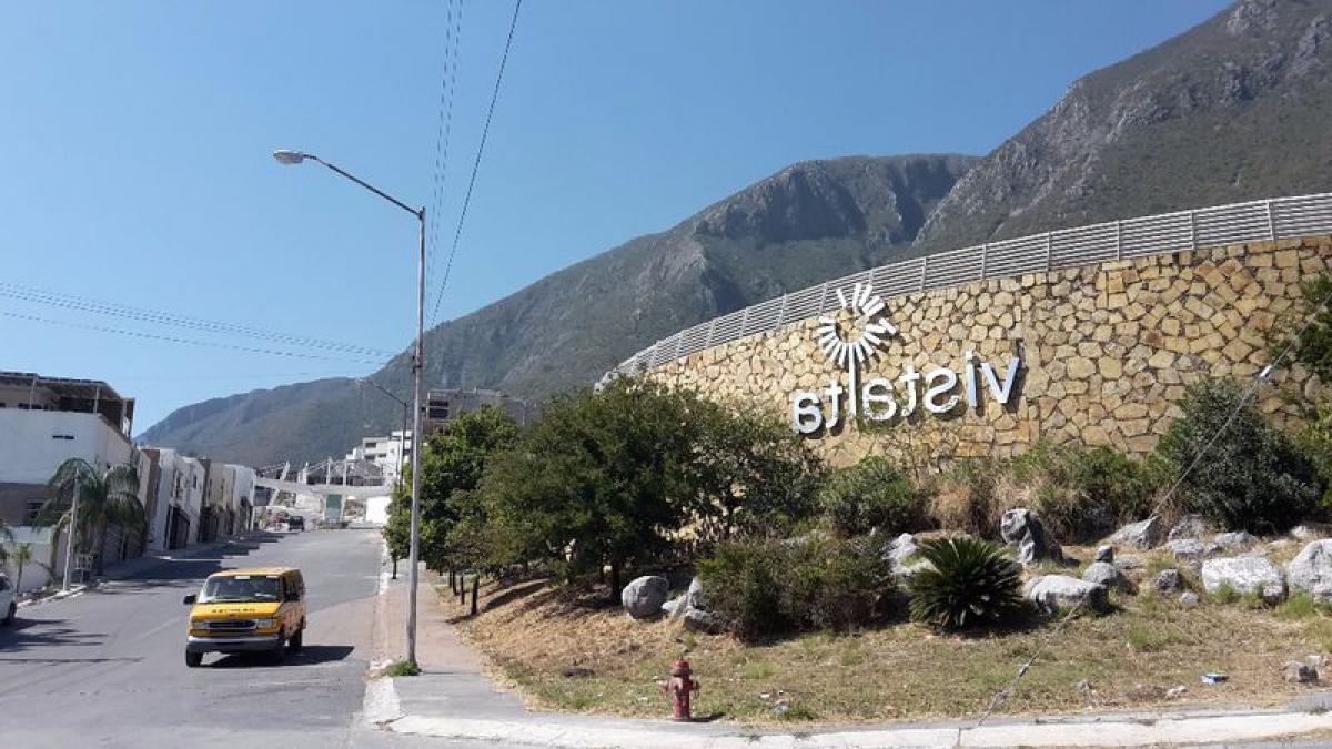 3 bedrooms House in Nuevo Leon, Mexico No. 174497