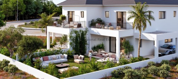 Villa de 3 dormitorios en Pyrgos, Cyprus No. 36301 3