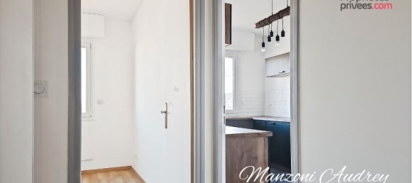 2 bedrooms Apartment in Troyes, France No. 48719 14