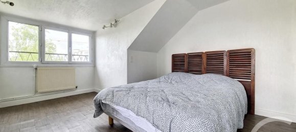 5 bedrooms House in Chennevieres-sur-Marne, France No. 171490 10