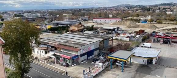 Apartamento de 3 habitaciónes en Montesilvano, Italy No. 106700 32