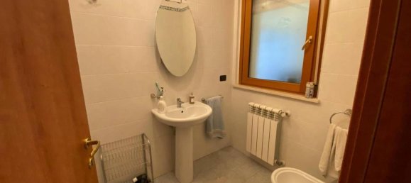 Apartamento de 3 habitaciónes en Montesilvano, Italy No. 106700 38