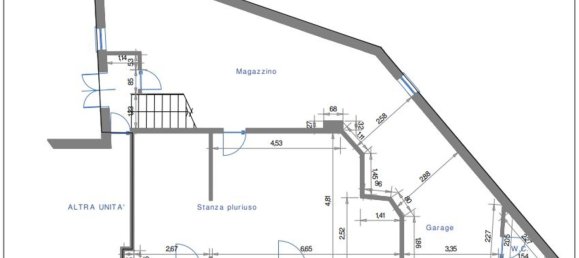 Дом с 5 комнатами в Сегузино, Италия № 261301 8