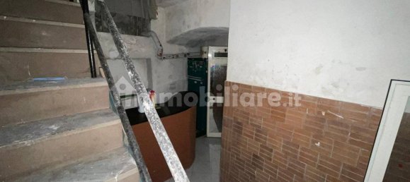 3 rooms Commercial property in Naples, Italy No. 374859 13