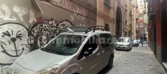 3 rooms Commercial property in Naples, Italy No. 374859 4