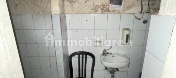 3 rooms Commercial property in Naples, Italy No. 374859 11