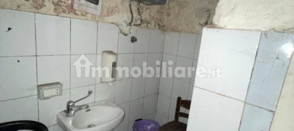 3 rooms Commercial property in Naples, Italy No. 374859 10