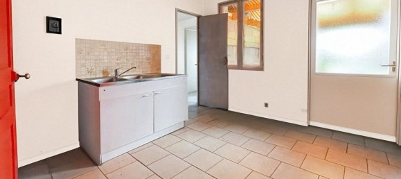 2 bedrooms House in Mont-d'Origny, France No. 254825 2