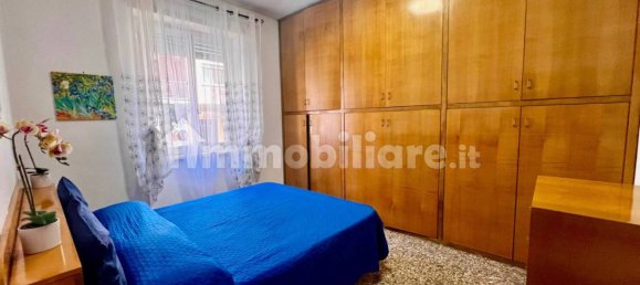 Apartamento de 2 dormitorios en Rome, Italy No. 58985 16