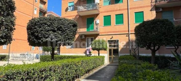 Apartamento de 2 dormitorios en Rome, Italy No. 58985 28