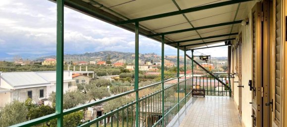 6 rooms Apartment in Borgia, Italy No. 211201 16
