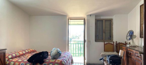 6 rooms Apartment in Borgia, Italy No. 211201 18