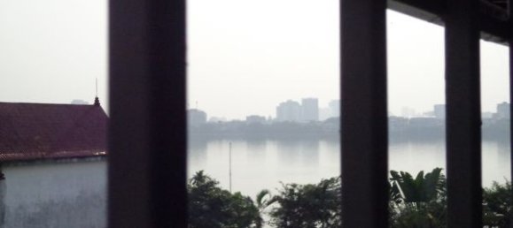 Casa de 4 dormitorios en Tay Ho, Vietnam No. 1682 19