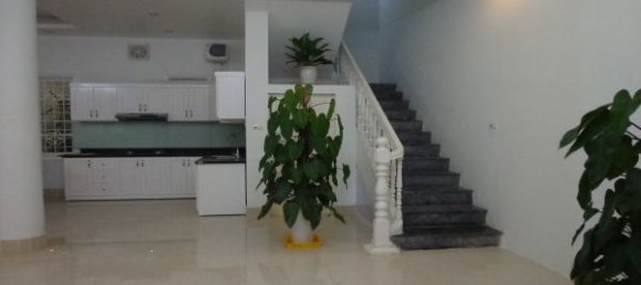 Casa de 4 dormitorios en Tay Ho, Vietnam No. 1682 7