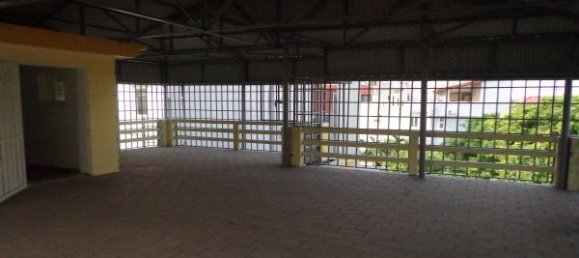 Casa de 4 dormitorios en Tay Ho, Vietnam No. 1682 18