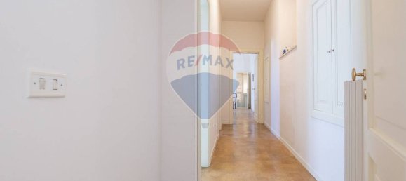 8 rooms Apartment in Chieti, Italy No. 298979 32
