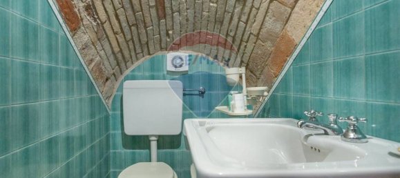 8 rooms Apartment in Chieti, Italy No. 298979 15