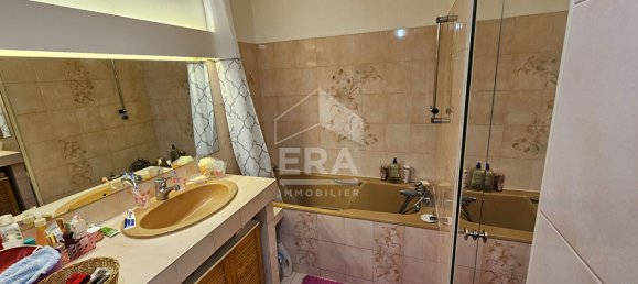 3-Zimmer Wohnung in Neuilly-sur-Marne, France, Nr. 165576 5