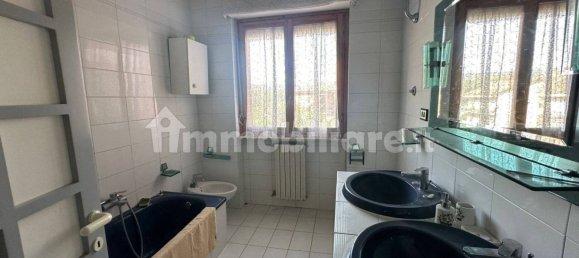 4 Schlafzimmer Wohnung in Orte, Italy, Nr. 90160 14