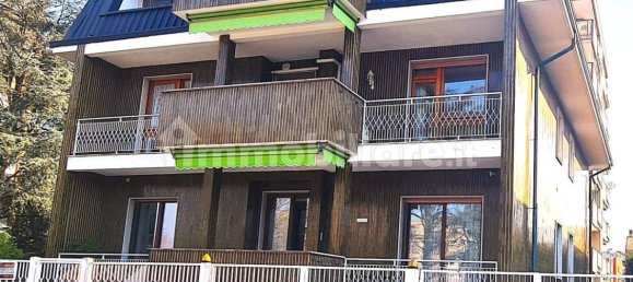 3 bedrooms Apartment in Milan, Italy No. 374330 3