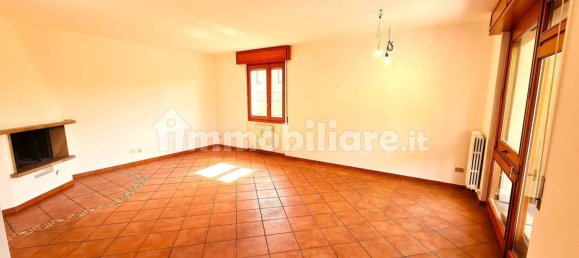 3 bedrooms Apartment in Milan, Italy No. 374330 8