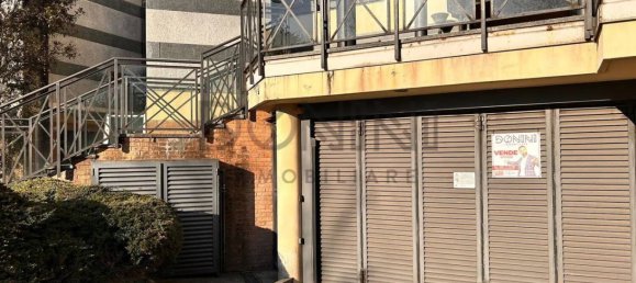 1غرفة مكتب في Tradate, Italy رقم 13534 11