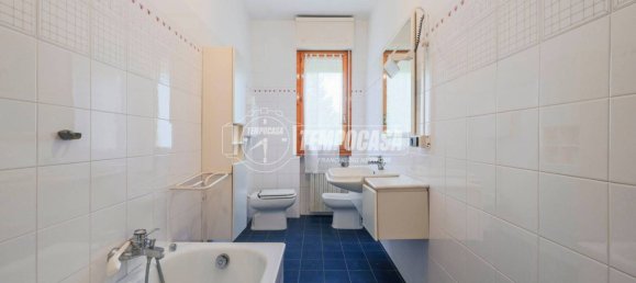 2 bedrooms Apartment in Imola, Italy No. 337881 20