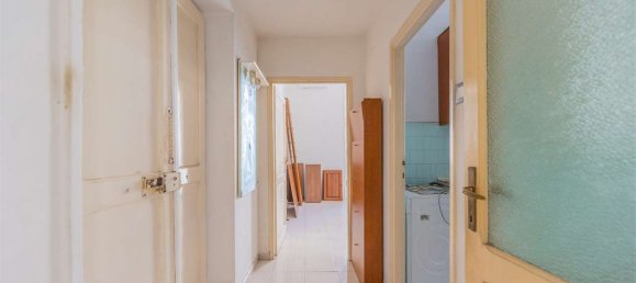 2 rooms Apartment in Rome, Italy No. 293622 10