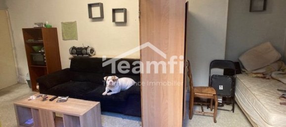 Edificio de 1 habitación en Saint-Amand-Montrond, France No. 53601 6