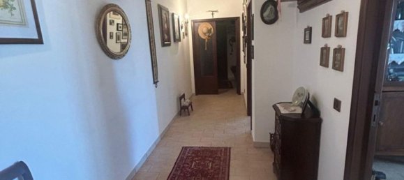5 rooms Apartment in Roccastrada, Italy No. 85340 5