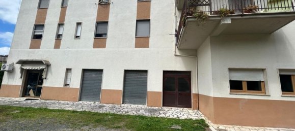 5 rooms Apartment in Roccastrada, Italy No. 85340 3