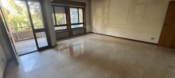 4غرفة شقة في Rome, Italy رقم 97051 54