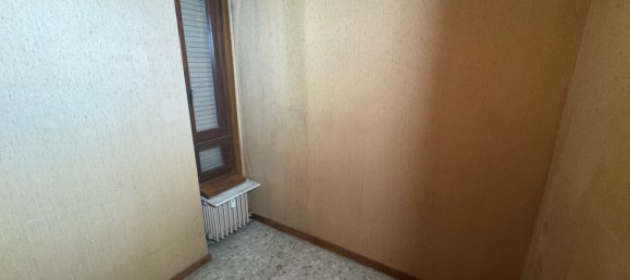 4غرفة شقة في Rome, Italy رقم 97051 128