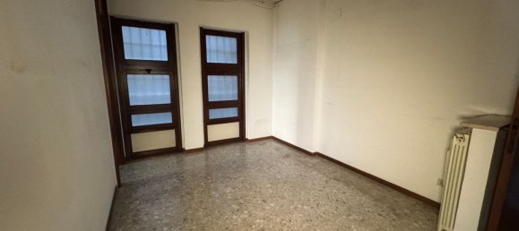 4غرفة شقة في Rome, Italy رقم 97051 119