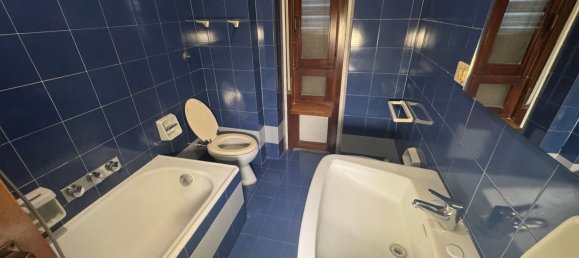 4غرفة شقة في Rome, Italy رقم 97051 131