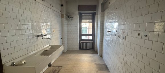 4غرفة شقة في Rome, Italy رقم 97051 111