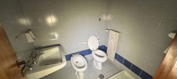 4غرفة شقة في Rome, Italy رقم 97051 115