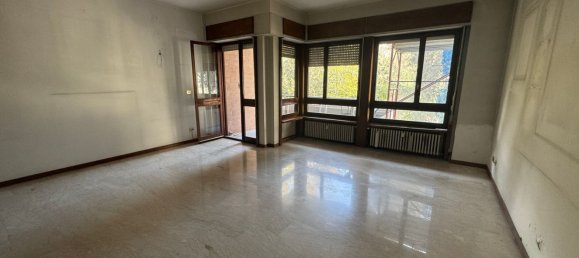 4غرفة شقة في Rome, Italy رقم 97051 95