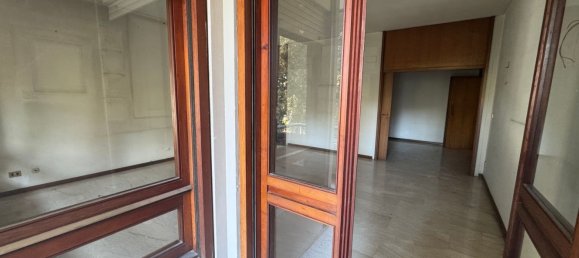 4غرفة شقة في Rome, Italy رقم 97051 70