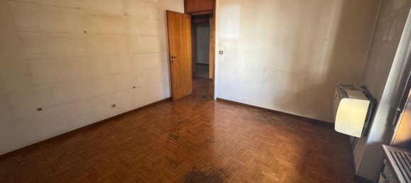 4غرفة شقة في Rome, Italy رقم 97051 118