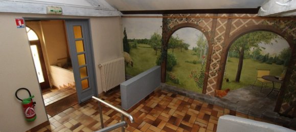 Дом с 4 комнатами в Ла Луп, Франция № 158619 5