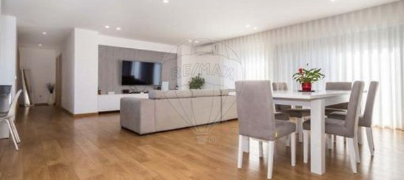 3 bedrooms Apartment in Moita, Portugal No. 97995 3