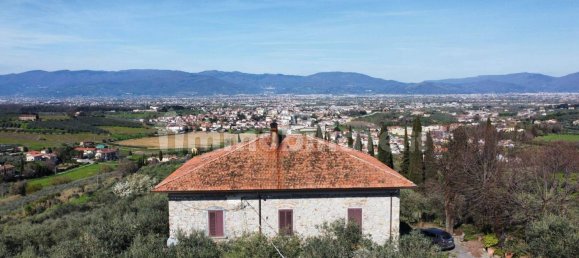 4 bedrooms Villa in Quarrata, Italy No. 211467 41