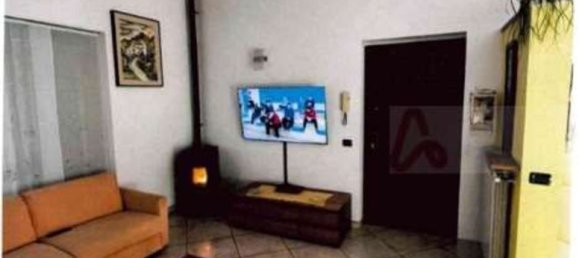 5 rooms Apartment in Besozzo, Italy No. 262464 19