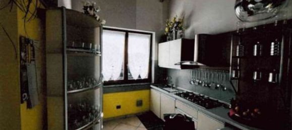 5 rooms Apartment in Besozzo, Italy No. 262464 14
